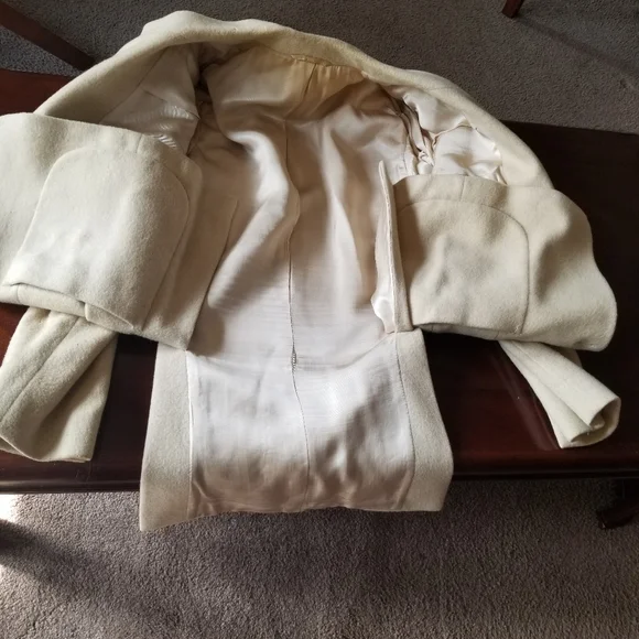 Vintage Pierre Cardin Blazer 38 - Picture 9 of 16